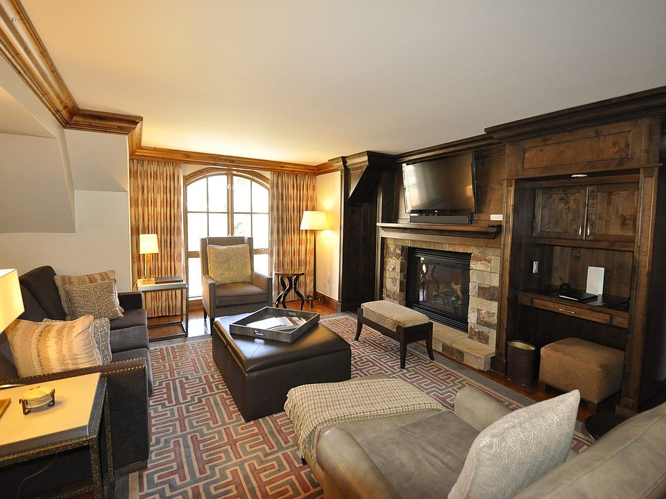 Beautiful living room 