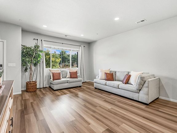 4th image of 6605 4th St Rd #2