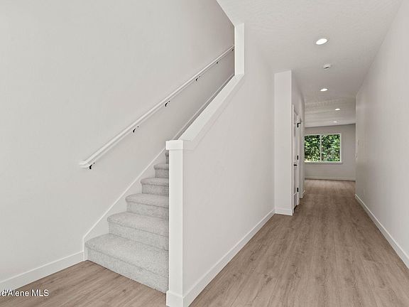 5th image of 1219 S Radio Ln
