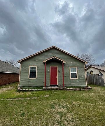 3rd image of 324 Texas St