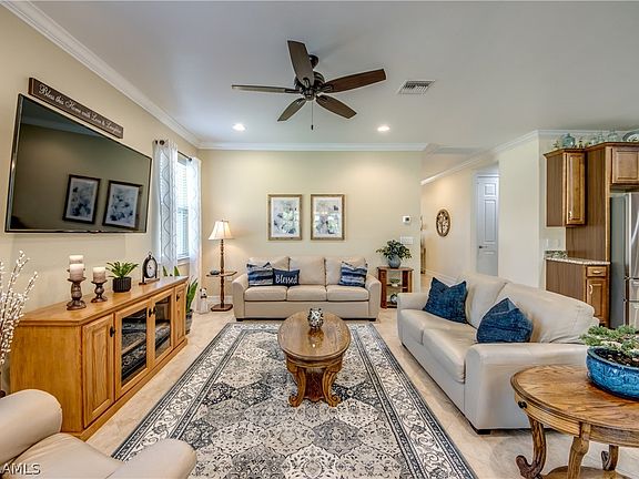 5th image of 3137 Amadora Cir