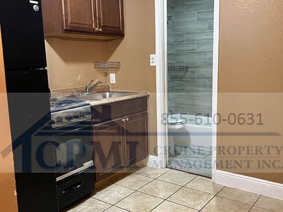 4th image of 95 NW 39th St #9