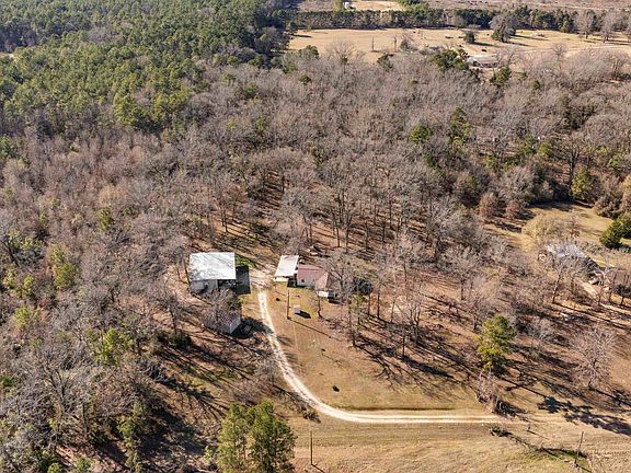 2nd image of 956 Private Road 1340