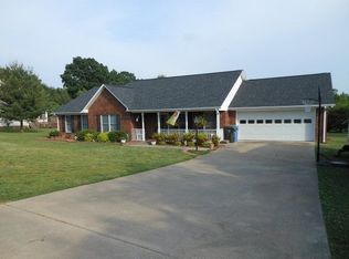 107 Kimberly Ln, Kings Mountain, NC 28086