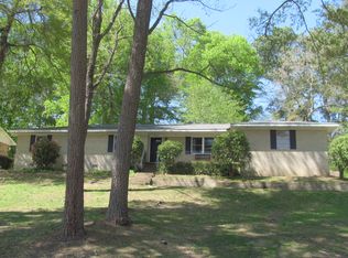 2080 Elaine Cir, Arkadelphia, AR 71923