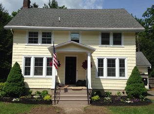 3 Hamilton Pl, Clinton, NY 13323