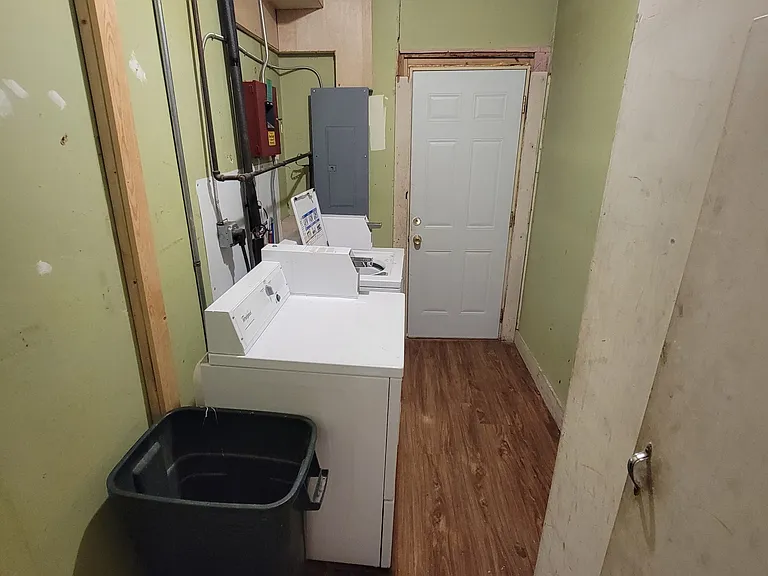 421 N 16th St #4 — Photo 9