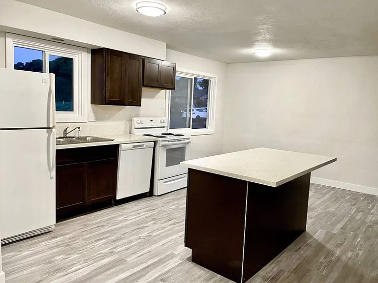 721 NE 20th Pl #739B — Photo 8