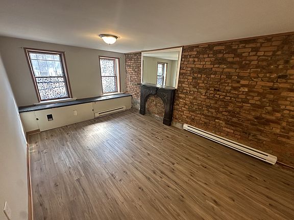 4th image of 125 Dove St #Basement
