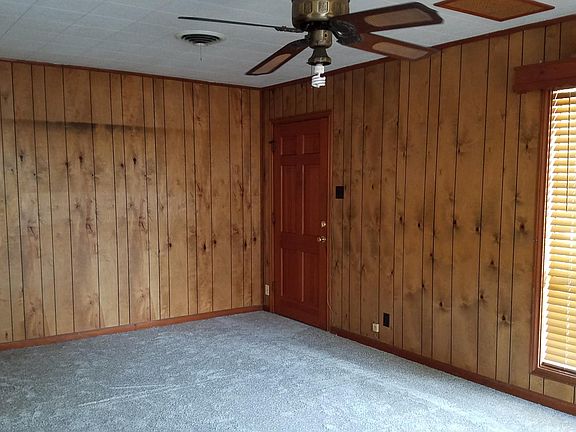 5th image of 715 Park Hill Dr