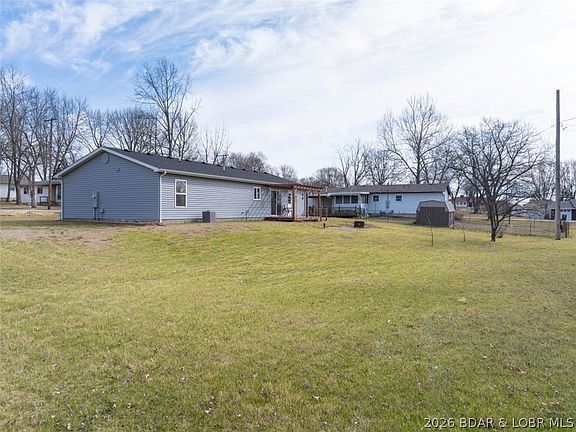 2nd image of 208 E Jemphrey Rd