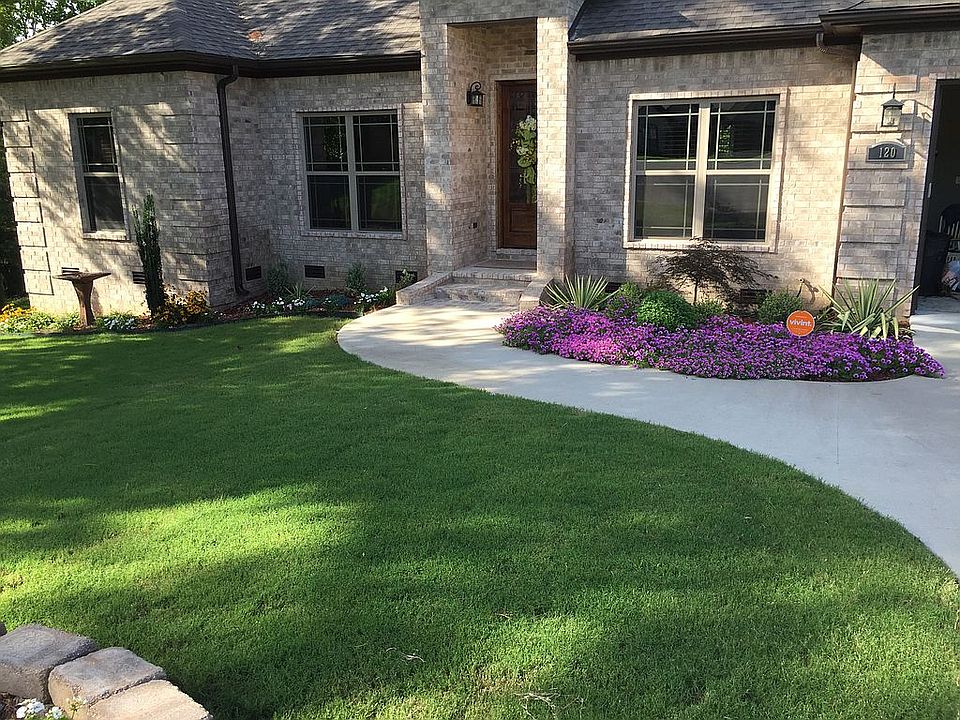 1st image of 120 Aberdeen Cir