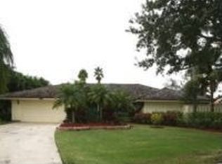 13 Lochwick Rd, Palm Beach Gardens, FL 33418