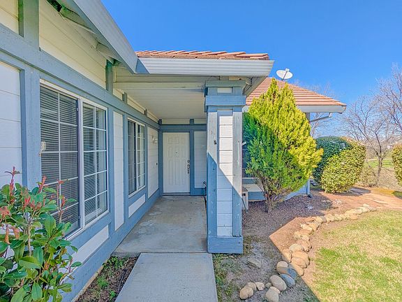 3rd image of 2485 Muirfield Ct