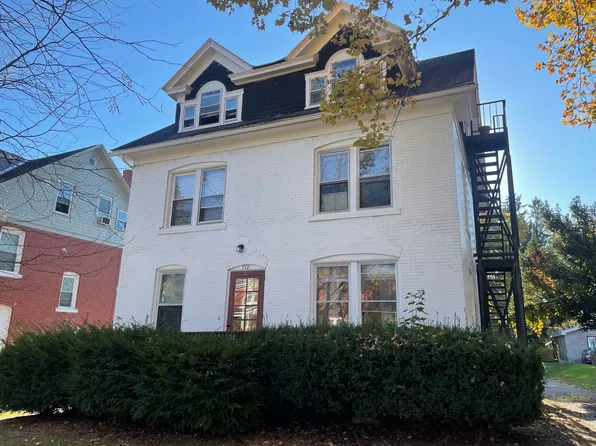 College Avenue, West-712, 712 W College Ave #3, State College, PA 16801
