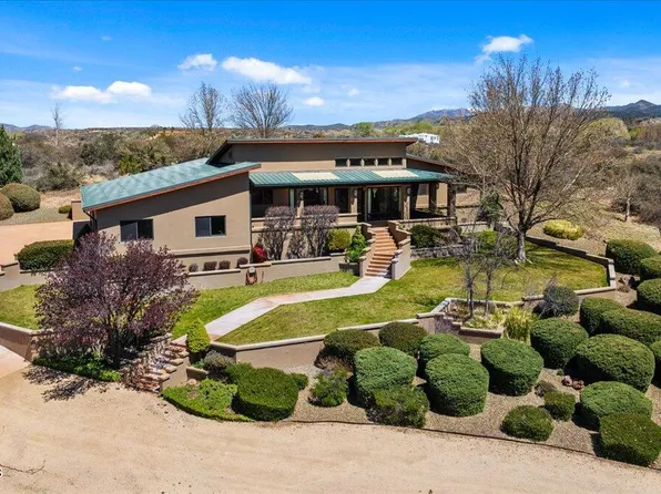 2625 S Iron Springs Rd, Skull Valley, AZ 86338