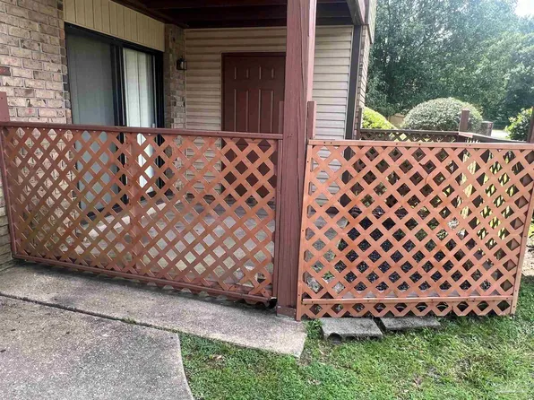 2300 W Michigan Ave APT 1, Pensacola, FL 32526