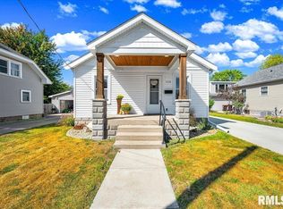 115 S Liberty Ave, Morton, IL 61550