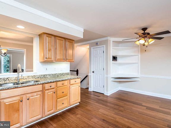 3rd image of 13908 Melton Pl