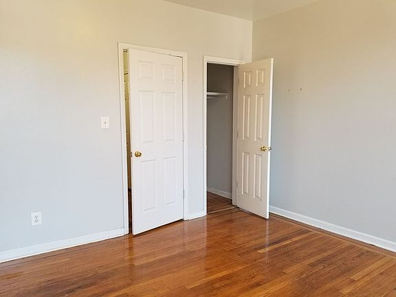 4th image of 10 Midwood St #H3