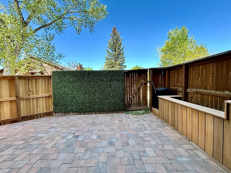 2650 Juniper Ave — Photo 13