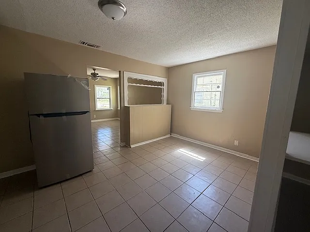 1257 Devander Dr — Photo 4