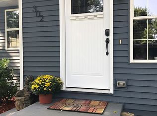 302 W Spruce St, Abbotsford, WI 54405