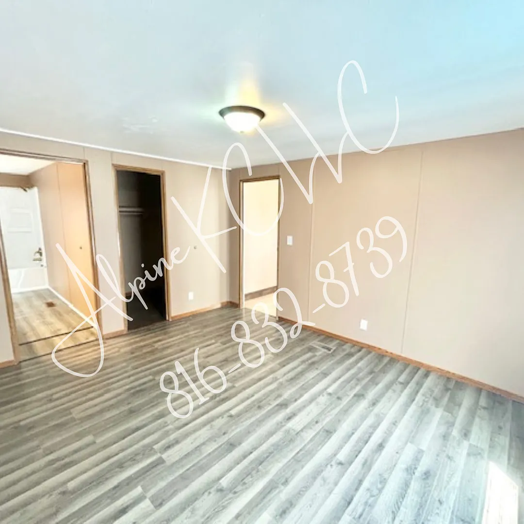 4 bed, 1100 sqft, $1,250 — Photo 3