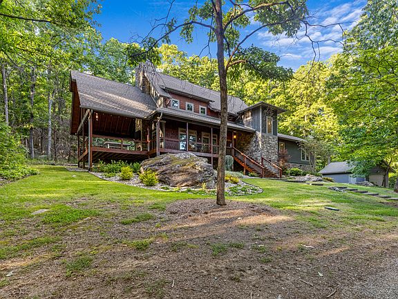 66th image of 748 Woodcock Rd