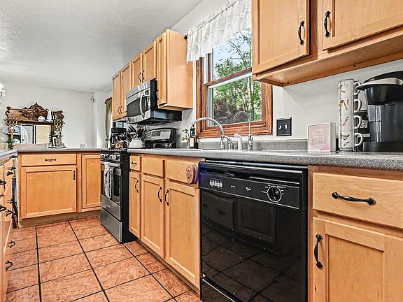 4th image of 50701 County Road 37