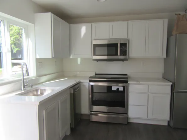 23620 79th Ave W #A, Edmonds, WA 98026