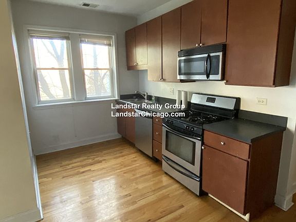 3rd image of 3428 W Parker Ave #G