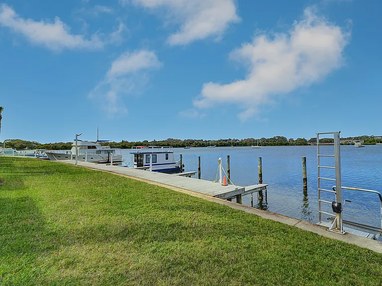 136 Pompano Dr SE #D — Photo 26