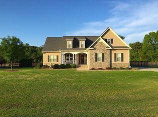 301 Pear Tree Ln, Pikeville, NC 27863