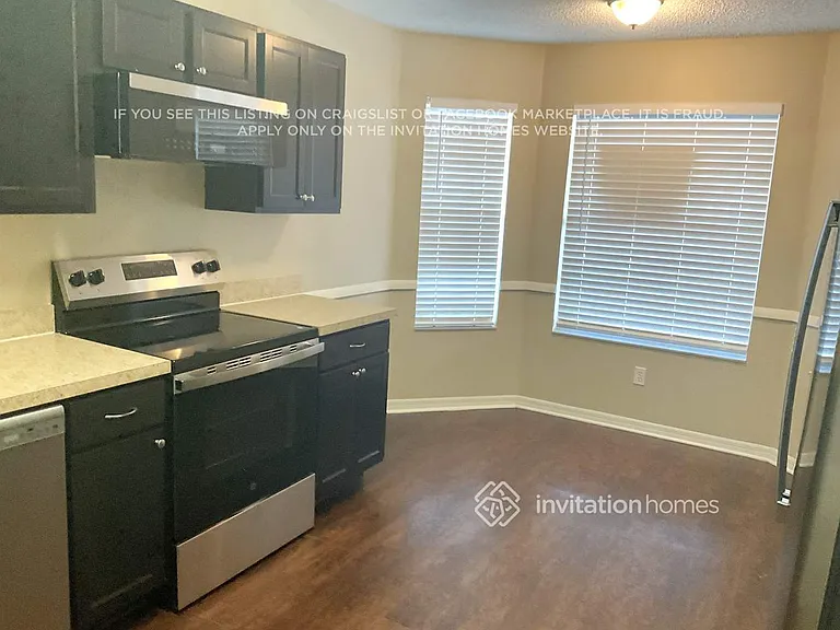 6732 Brittany Chase Ct — Photo 5