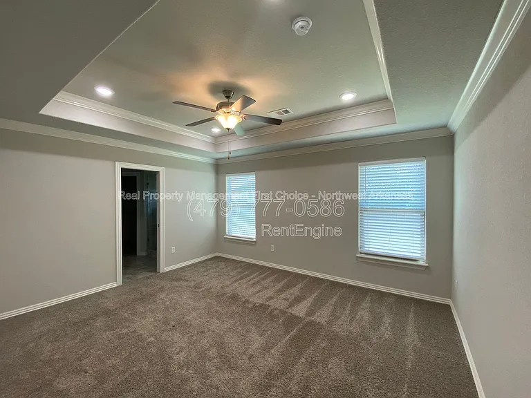 109 S Geranium Ln — Photo 17
