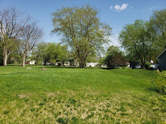 2nd image of 234 Picadilly Dr SE