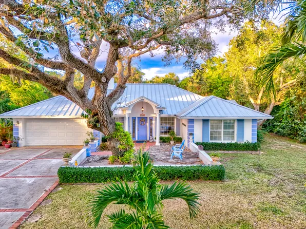 1446 Wyn Cove Dr, Vero Beach, FL 32963