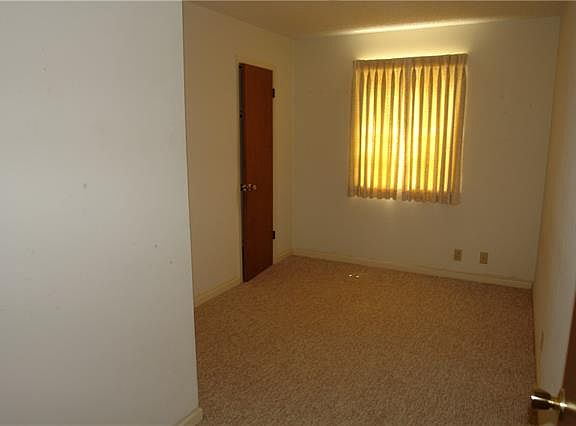 5th image of 1607 Earl St