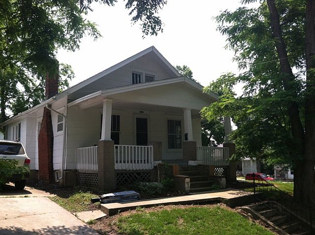1st image of 604 Grundy St