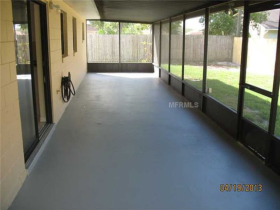 4th image of 1160 Kenway Ave