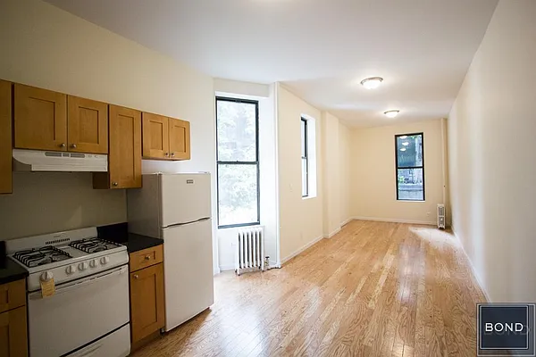 Rented by Bond New York | media 26