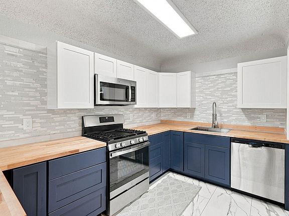 4th image of 1724 N Lacey St