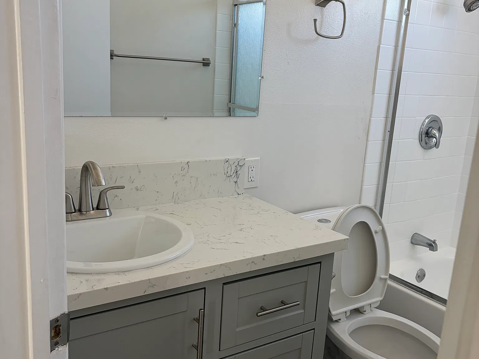 1 bed, 640 sqft, $1,895 — Photo 1