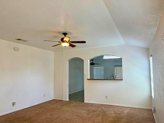 4th image of 1408 Doncaster Dr