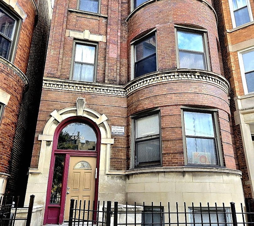 1st image of 4939 S Vincennes Ave APT 3