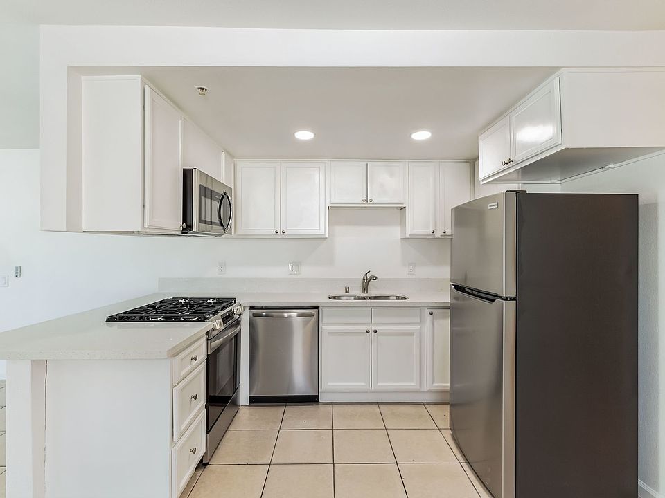 1st image of 68190 Calle Las Tiendas APT C