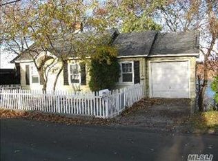 171 Taft Cres, Centerport, NY 11721