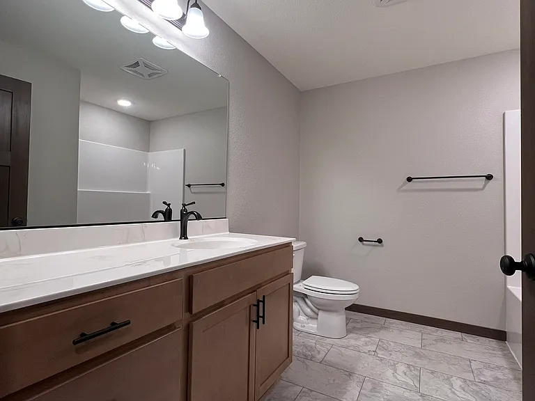 4847 Woodland Park Dr — Photo 7