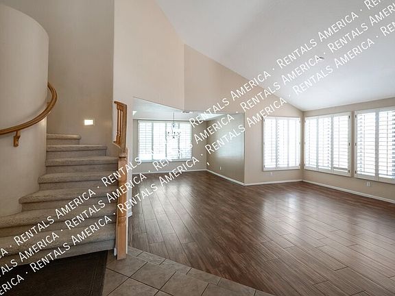 2nd image of 2682 S Beverly Pl